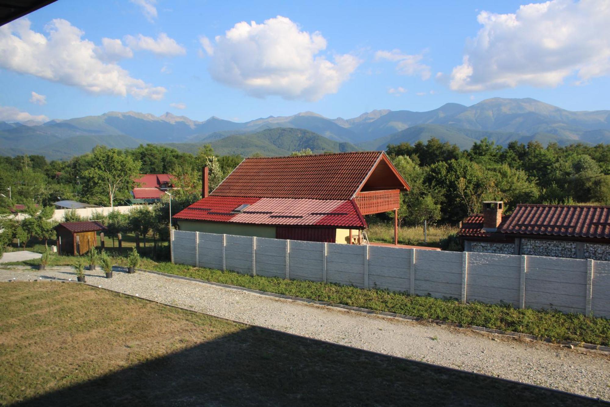Villa Jai Giridhari Avrig Exterior foto